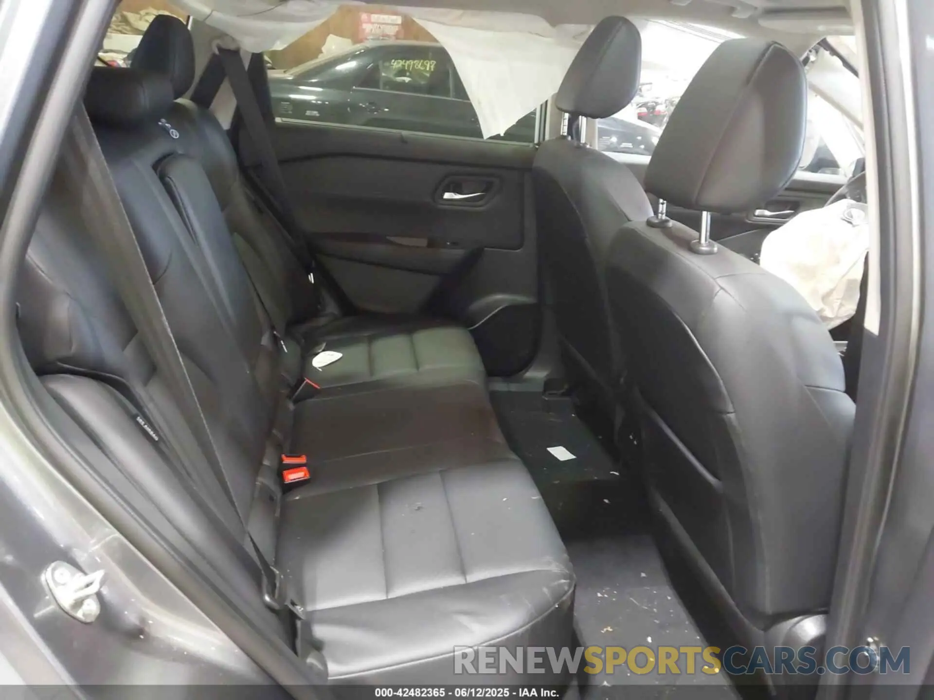 8 Photograph of a damaged car JN8BT3BB5RW176850 NISSAN ROGUE 2024