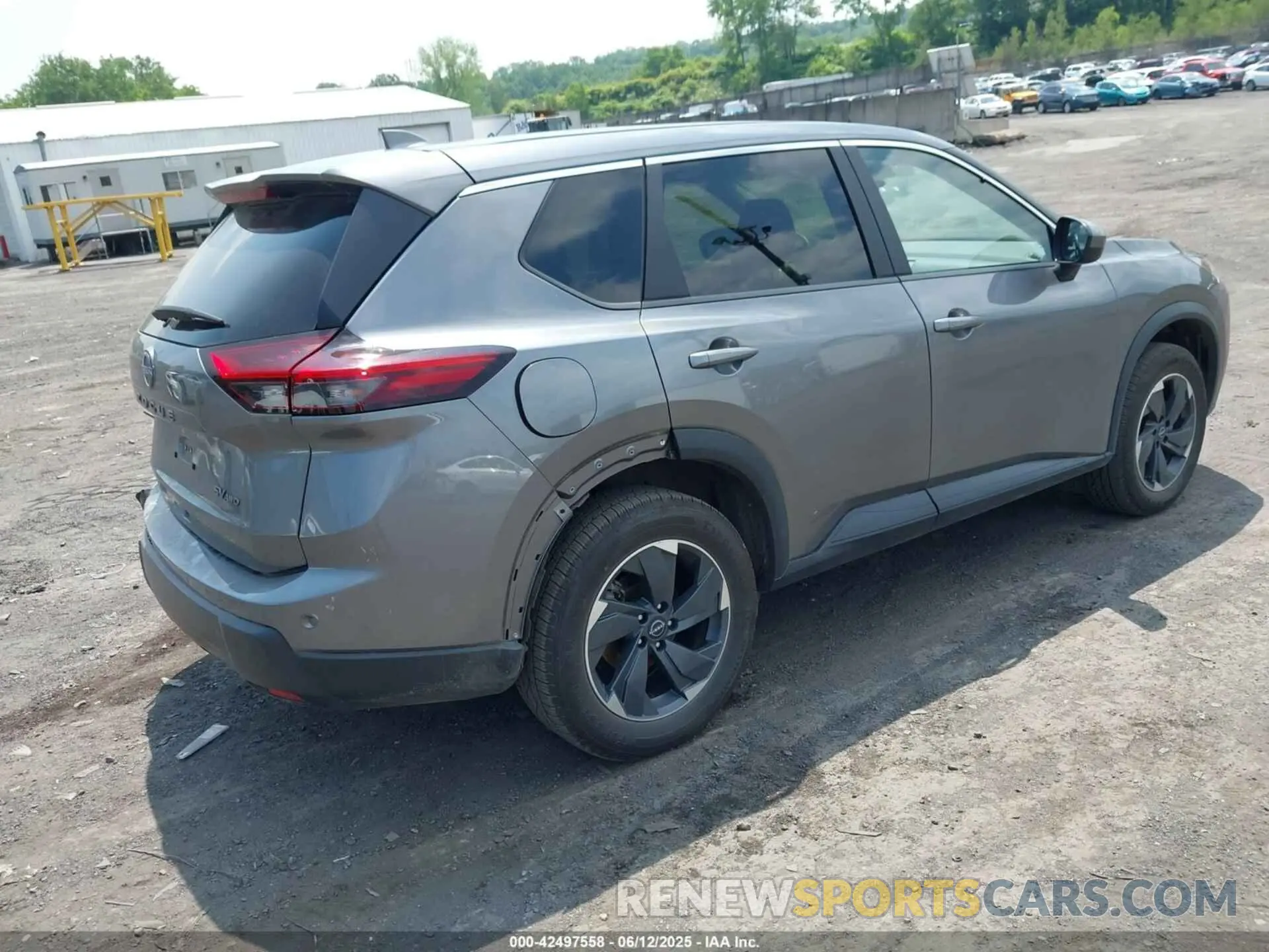 4 Photograph of a damaged car JN8BT3BB5RW420626 NISSAN ROGUE 2024