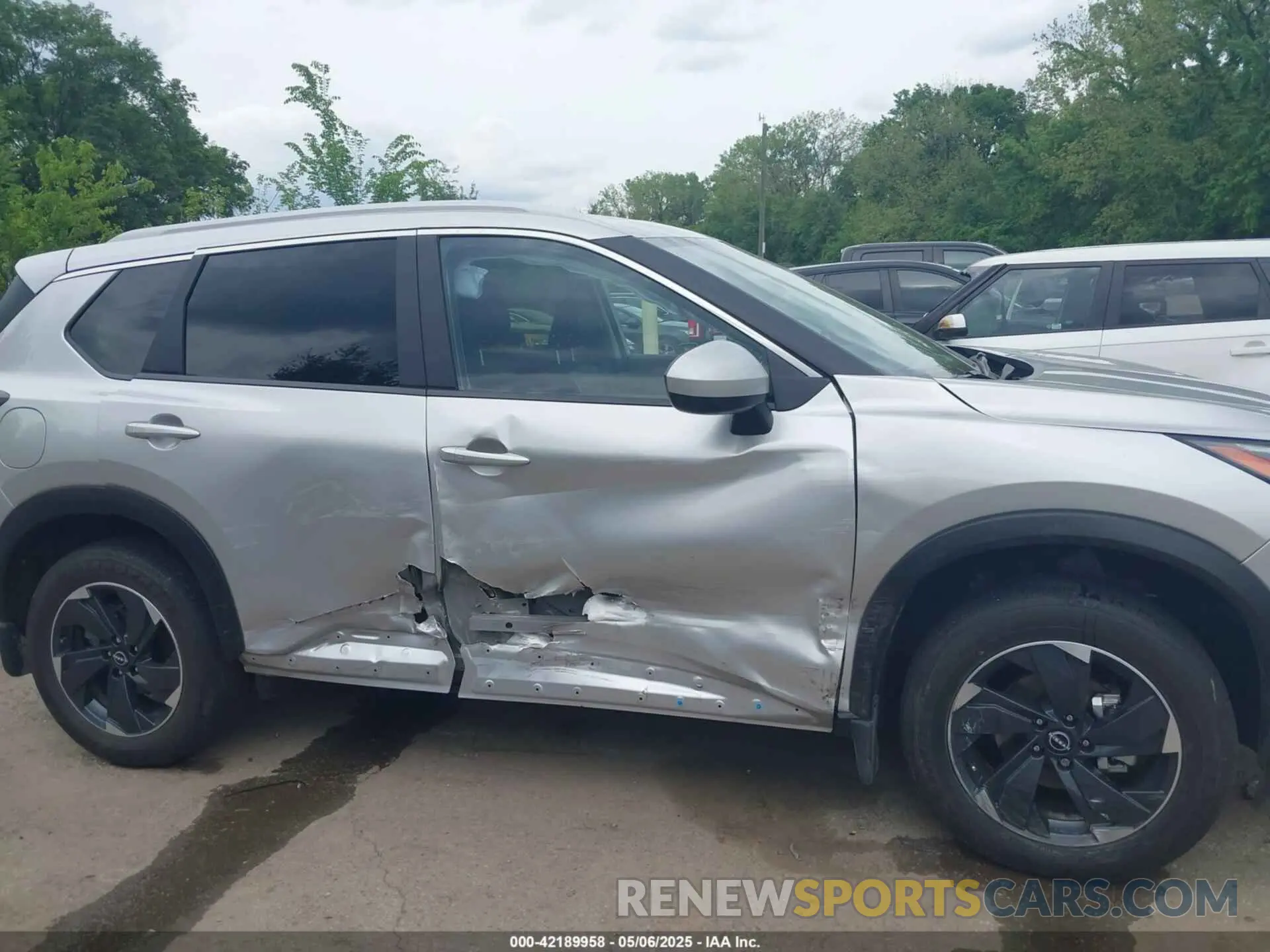 6 Photograph of a damaged car JN8BT3BB7RW434916 NISSAN ROGUE 2024
