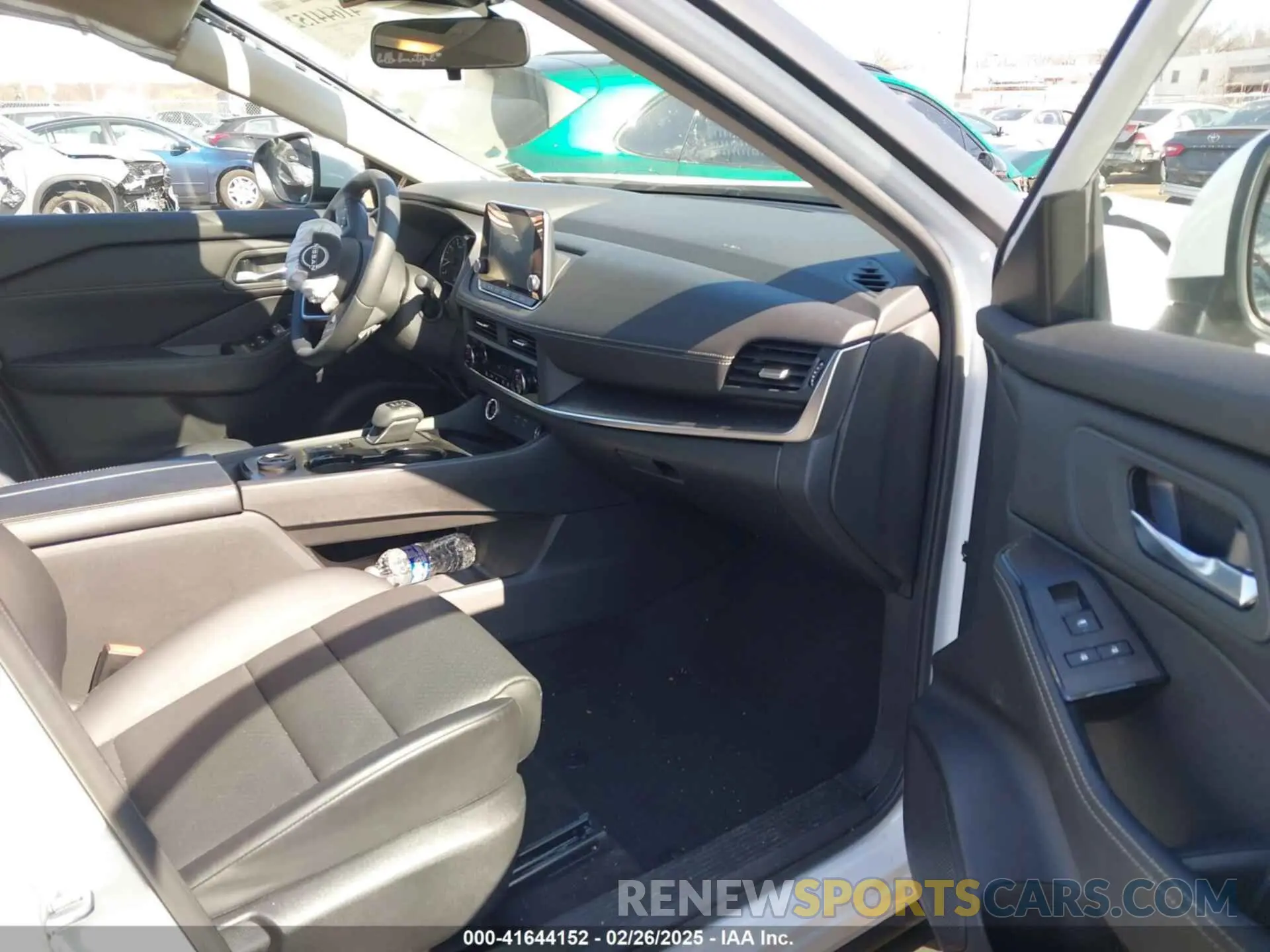 5 Photograph of a damaged car JN8BT3BB7RW438769 NISSAN ROGUE 2024