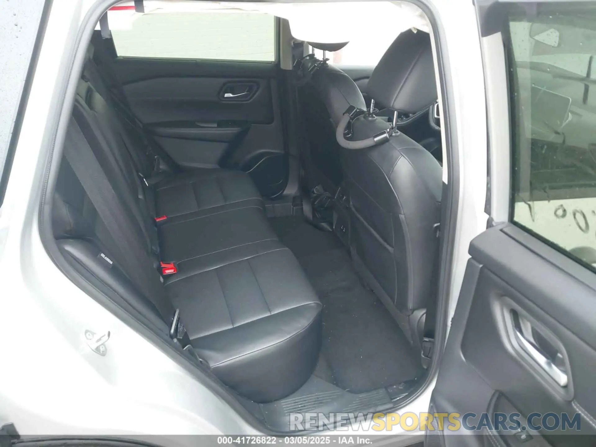 8 Photograph of a damaged car JN8BT3BB9RW421777 NISSAN ROGUE 2024