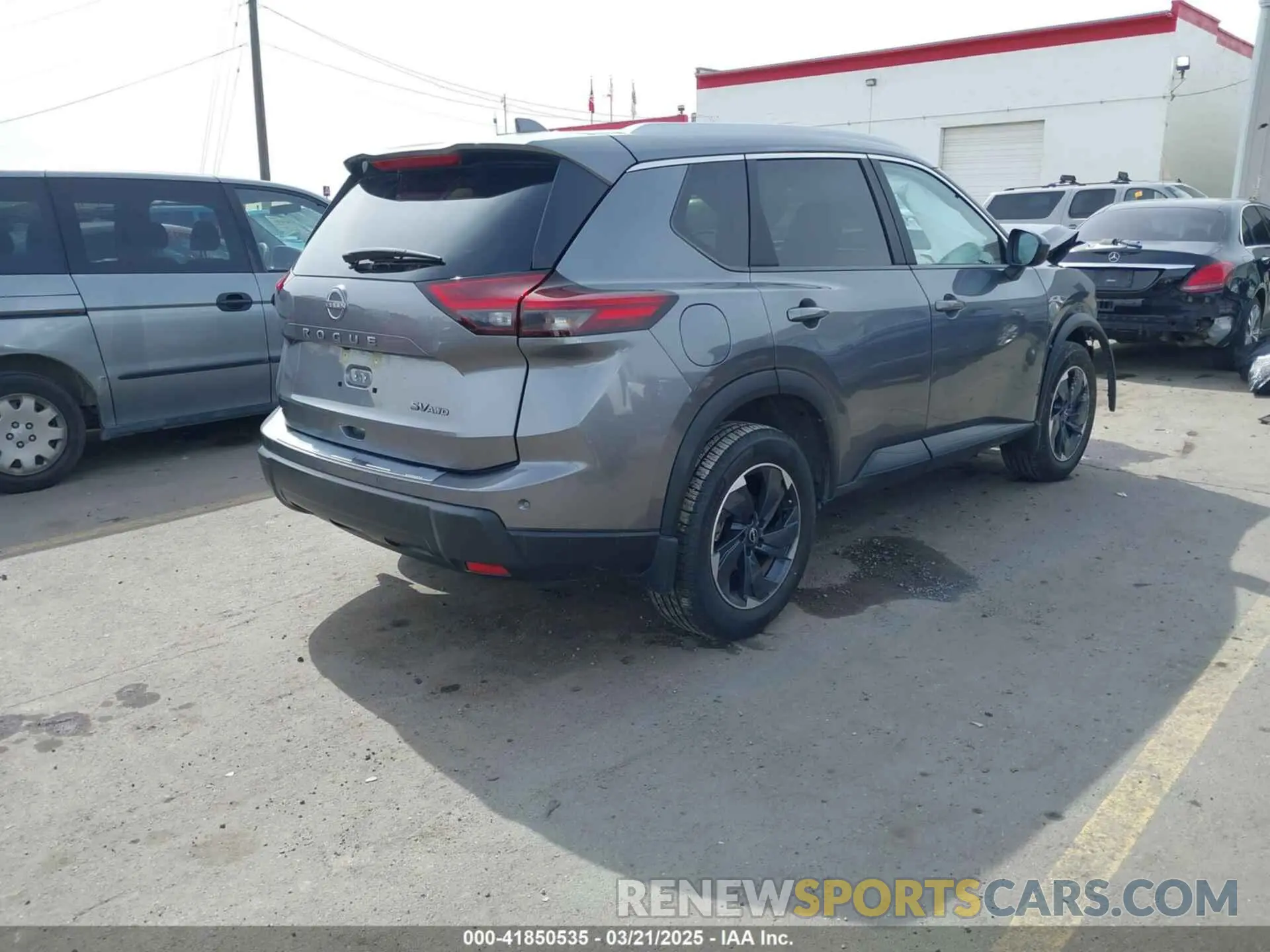 4 Photograph of a damaged car JN8BT3BB9RW449062 NISSAN ROGUE 2024