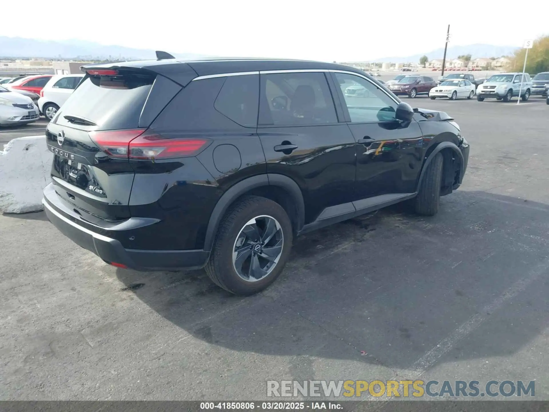 4 Фотография поврежденного автомобиля JN8BT3BBXRW423053 NISSAN ROGUE 2024