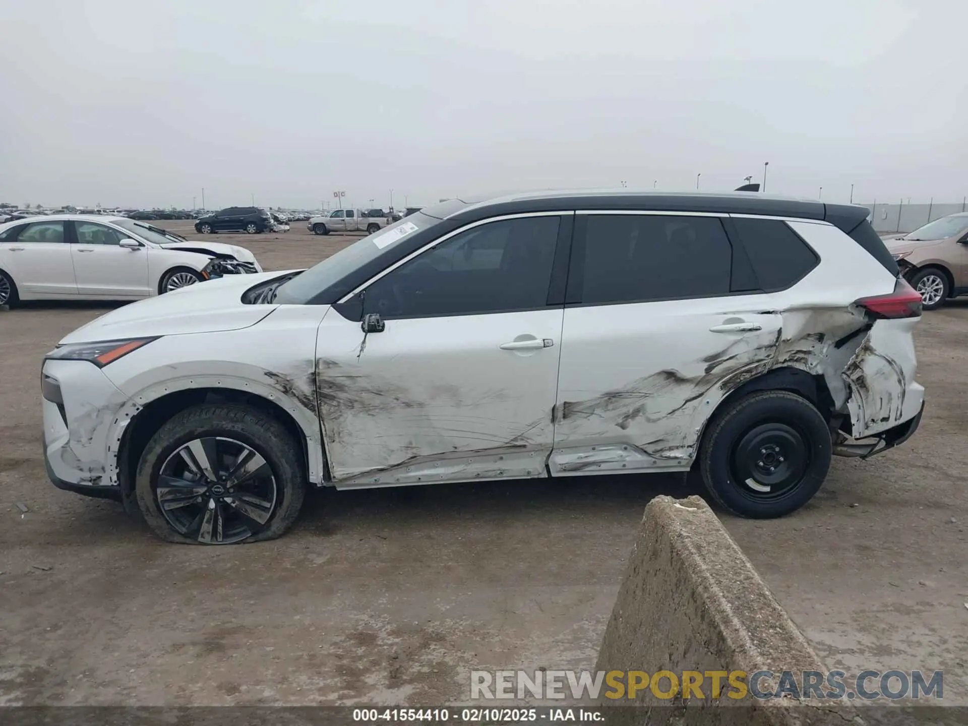 14 Photograph of a damaged car JN8BT3CA1RW003526 NISSAN ROGUE 2024