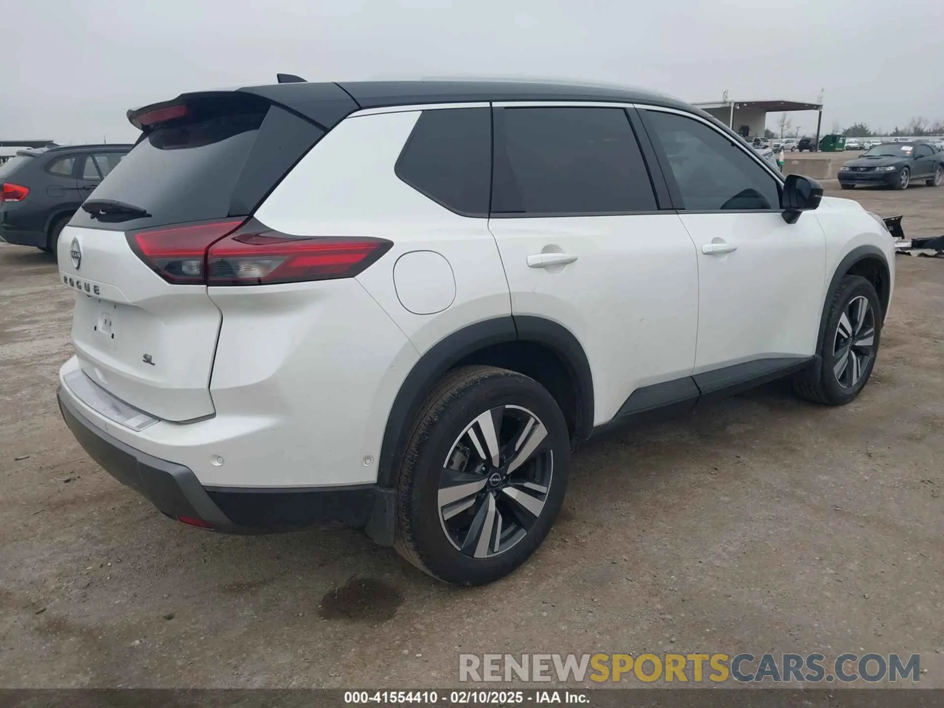 4 Photograph of a damaged car JN8BT3CA1RW003526 NISSAN ROGUE 2024