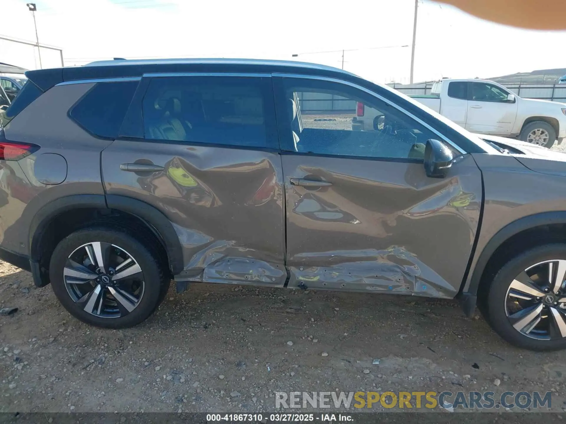 17 Photograph of a damaged car JN8BT3CA2RW360441 NISSAN ROGUE 2024
