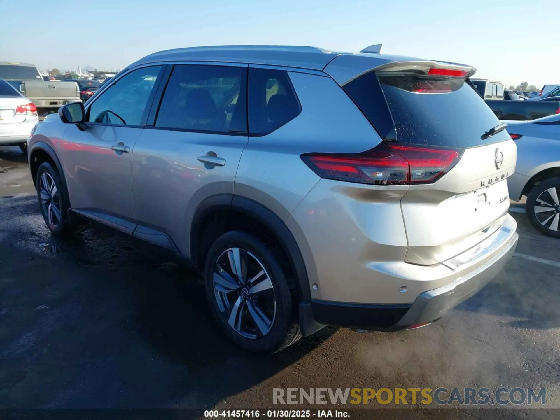 3 Фотография поврежденного автомобиля JN8BT3CB7RW440116 NISSAN ROGUE 2024