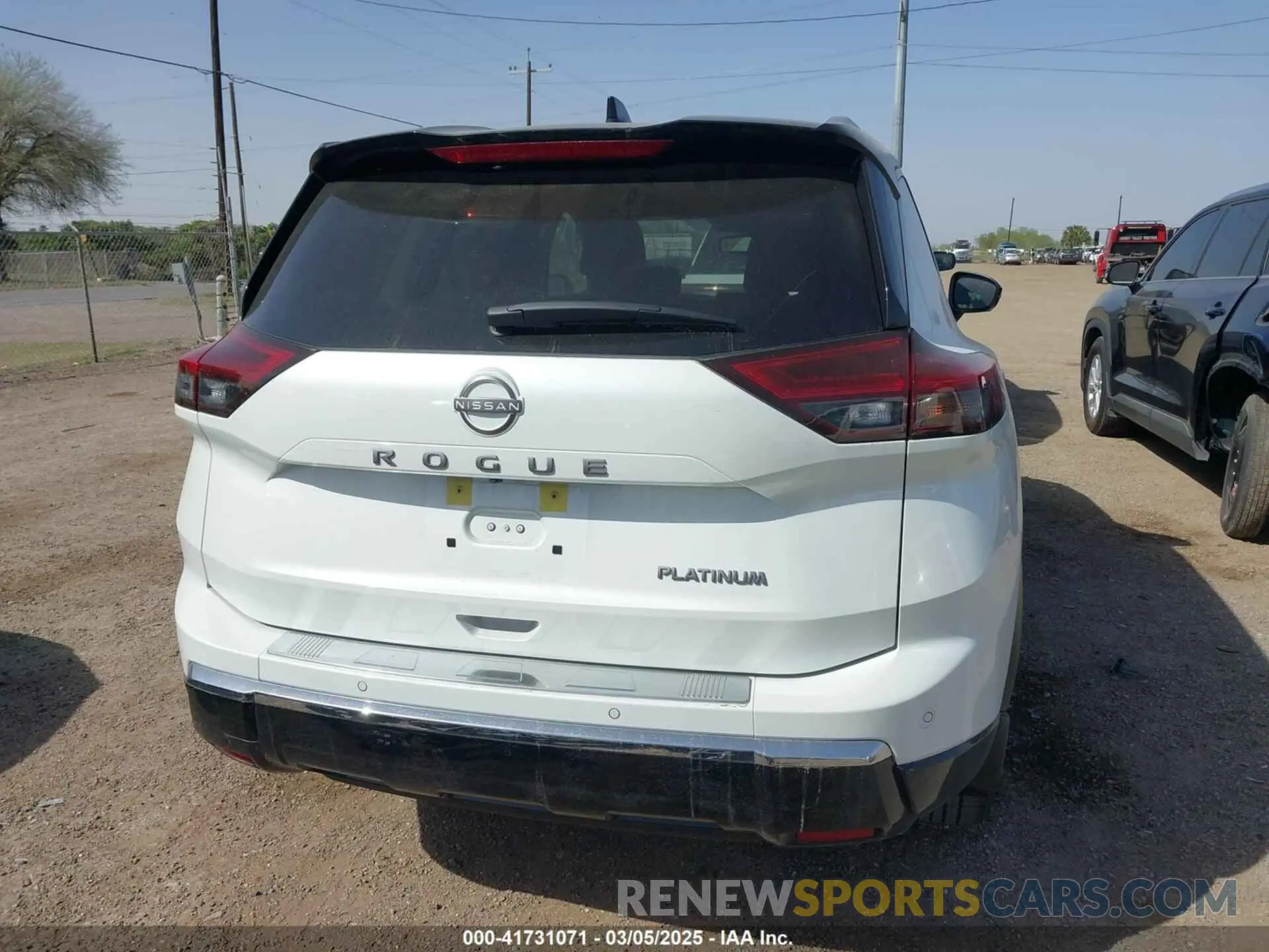 17 Photograph of a damaged car JN8BT3DC3RW071164 NISSAN ROGUE 2024