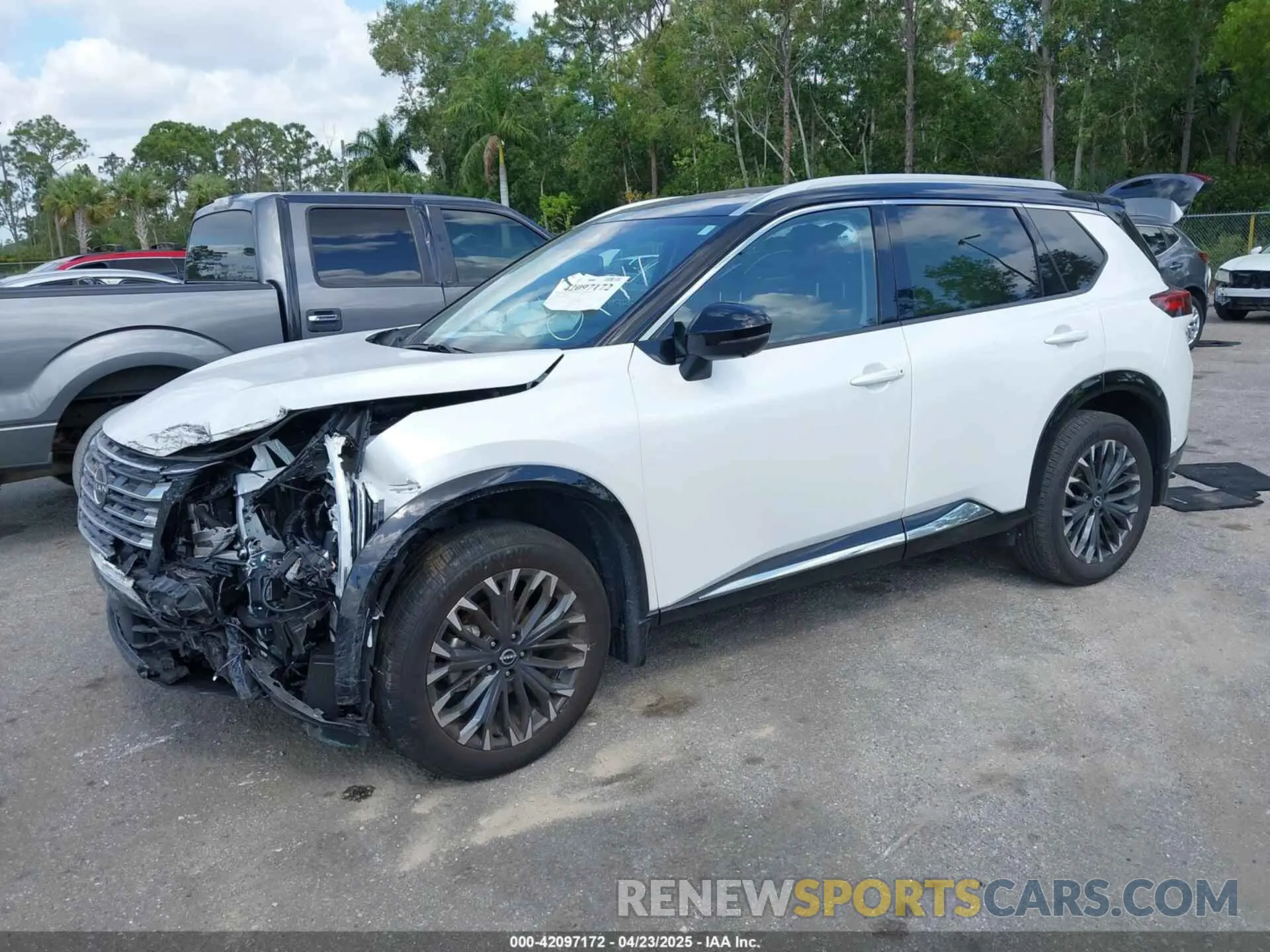 2 Фотография поврежденного автомобиля JN8BT3DC7RW070194 NISSAN ROGUE 2024