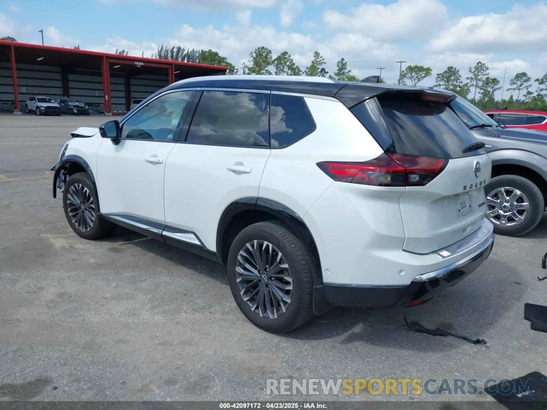 3 Фотография поврежденного автомобиля JN8BT3DC7RW070194 NISSAN ROGUE 2024