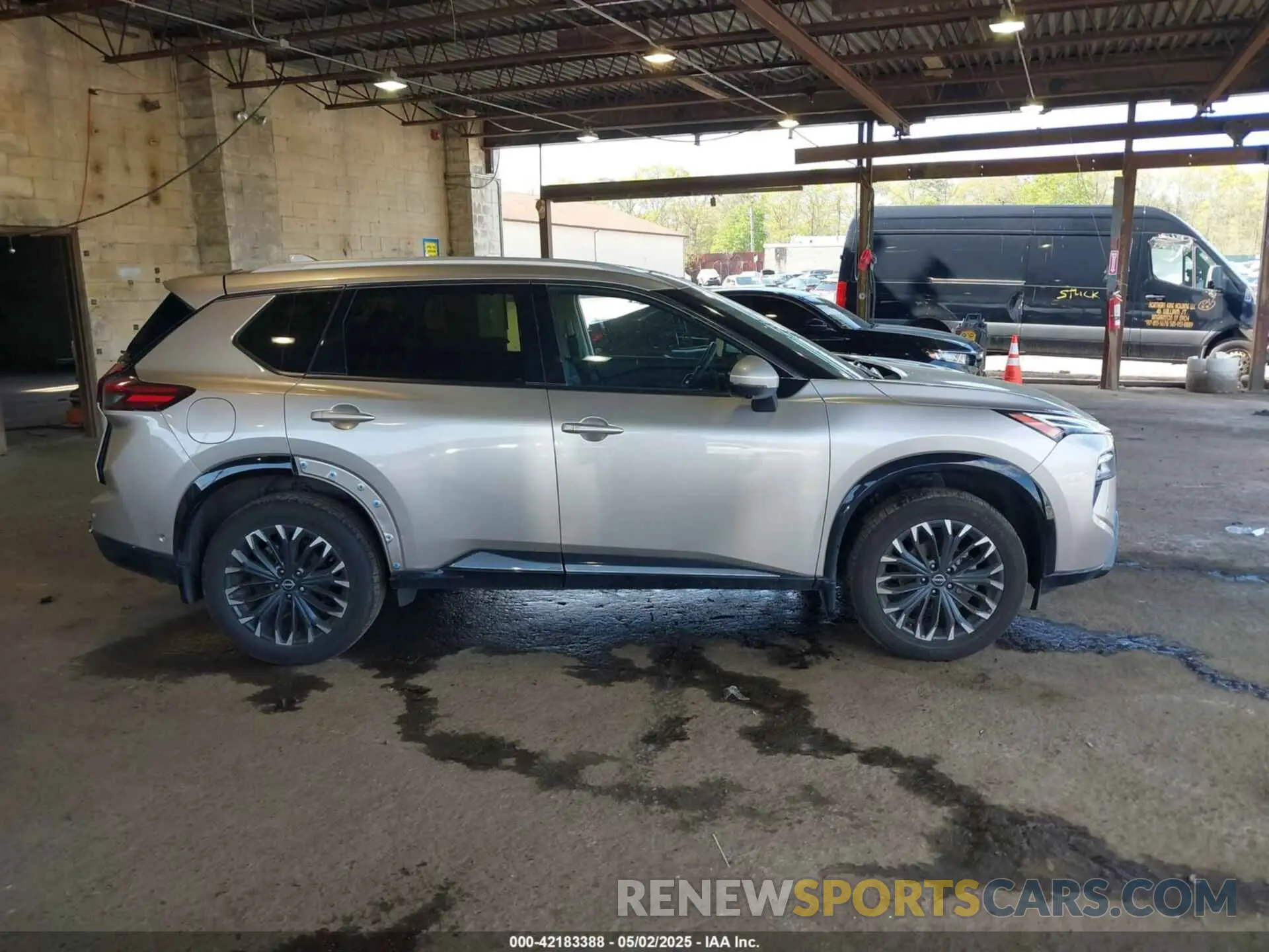 13 Photograph of a damaged car JN8BT3DD3RW253309 NISSAN ROGUE 2024