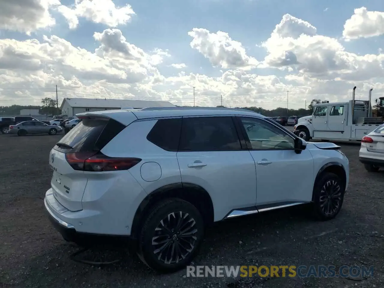 3 Фотография поврежденного автомобиля JN8BT3DD4RW452322 NISSAN ROGUE 2024