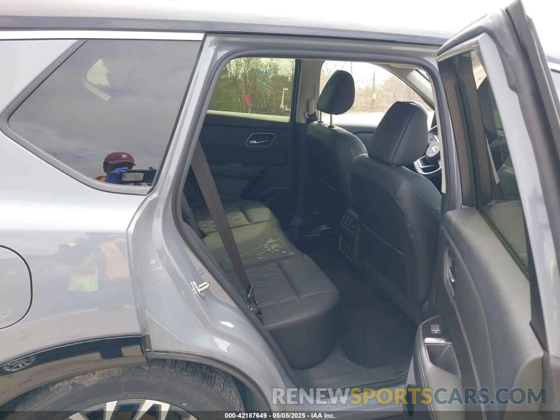 8 Фотография поврежденного автомобиля JN8BT3DDXRW253128 NISSAN ROGUE 2024