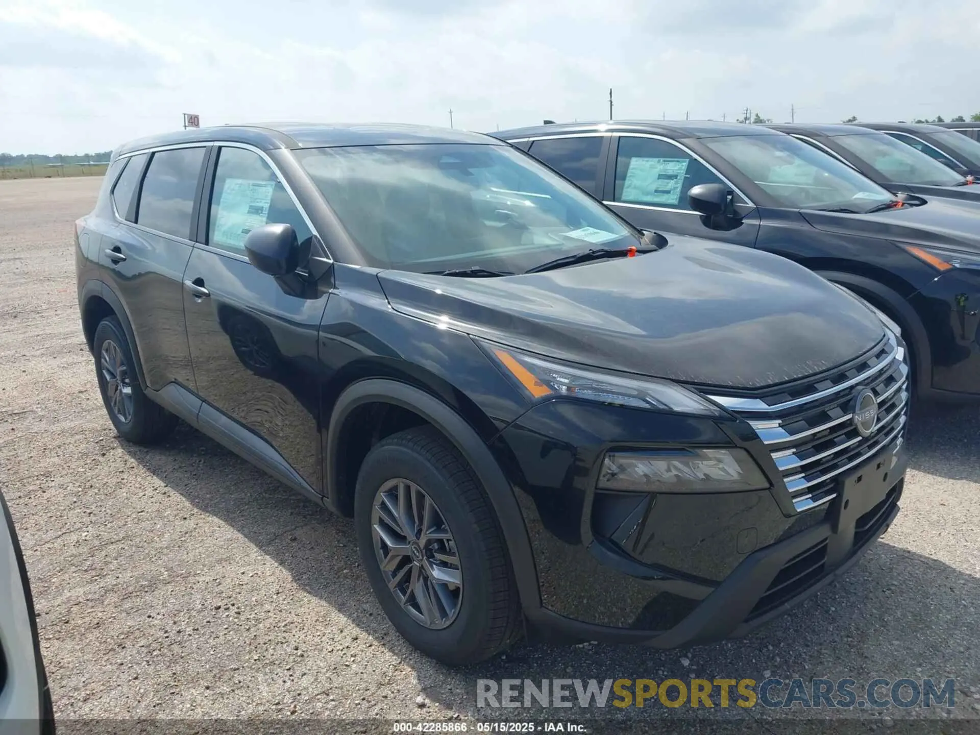 13 Photograph of a damaged car 5N1BT3AB1SC848693 NISSAN ROGUE 2025