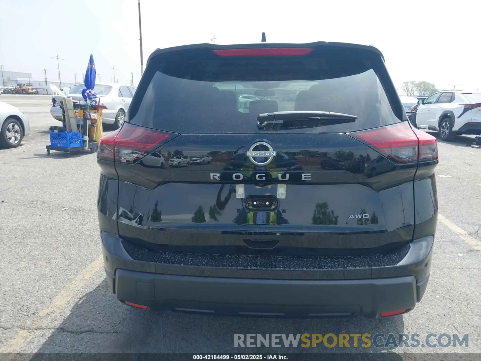 16 Photograph of a damaged car 5N1BT3AB3SC850039 NISSAN ROGUE 2025