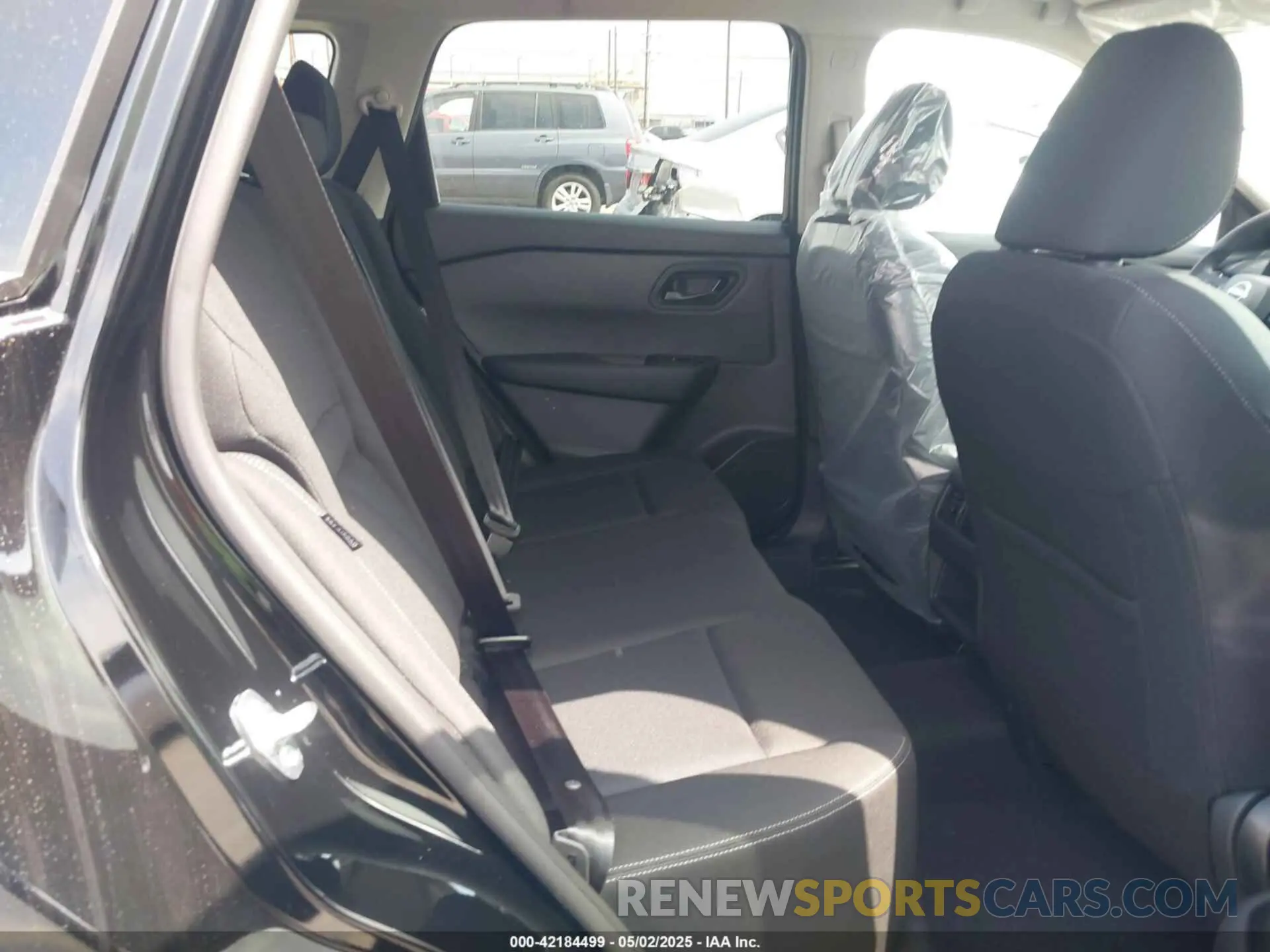 8 Photograph of a damaged car 5N1BT3AB3SC850039 NISSAN ROGUE 2025