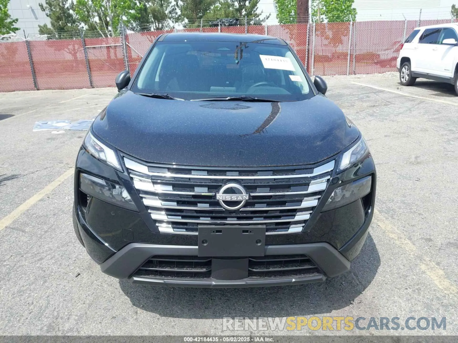 13 Photograph of a damaged car 5N1BT3AB4SC848722 NISSAN ROGUE 2025