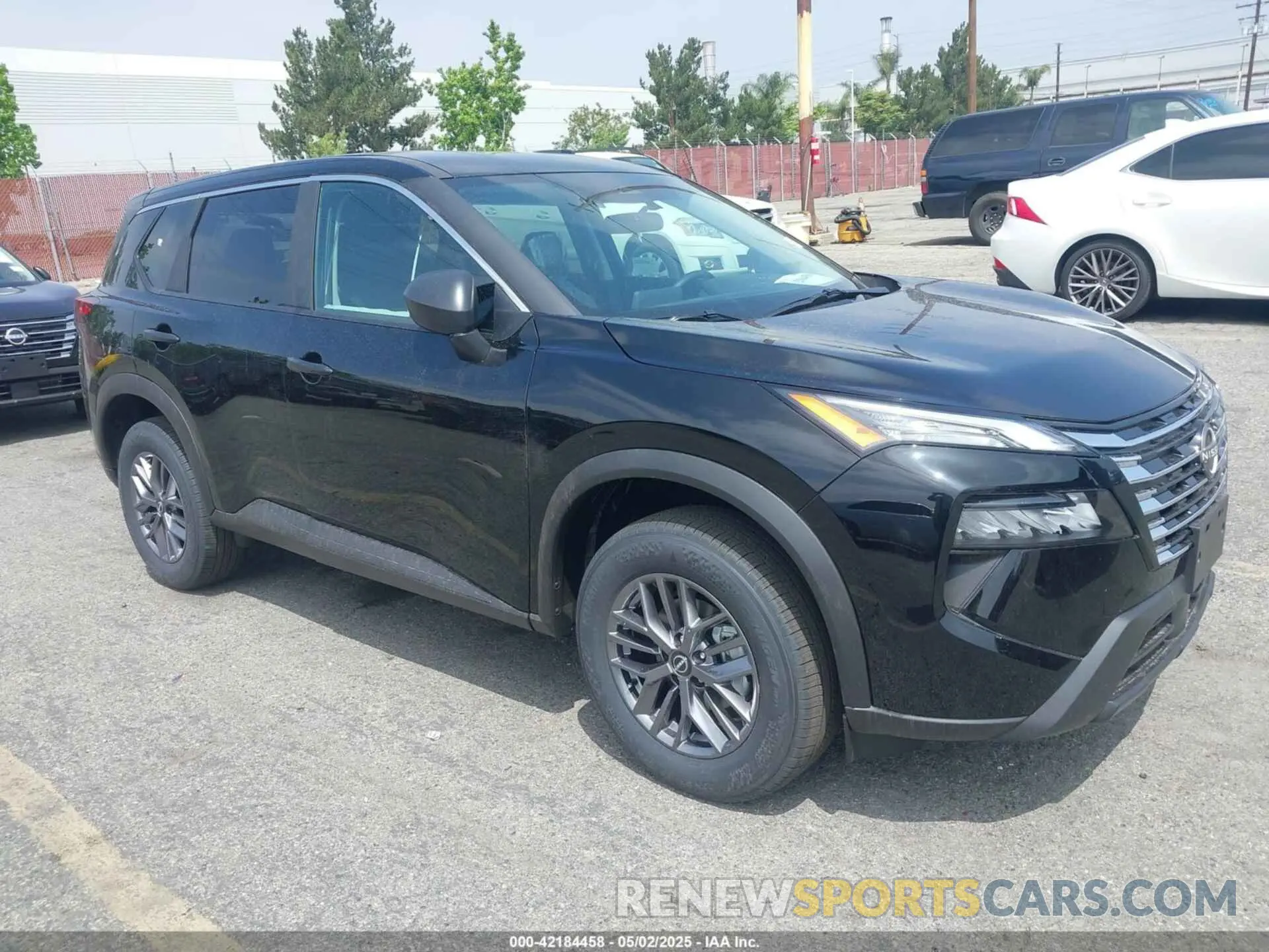 1 Photograph of a damaged car 5N1BT3AB5SC849586 NISSAN ROGUE 2025