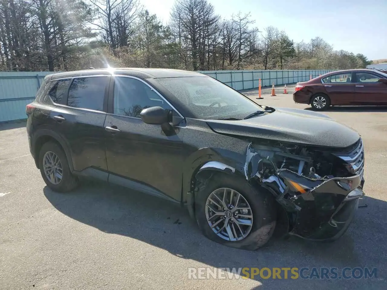 4 Photograph of a damaged car 5N1BT3AB9SC673321 NISSAN ROGUE 2025
