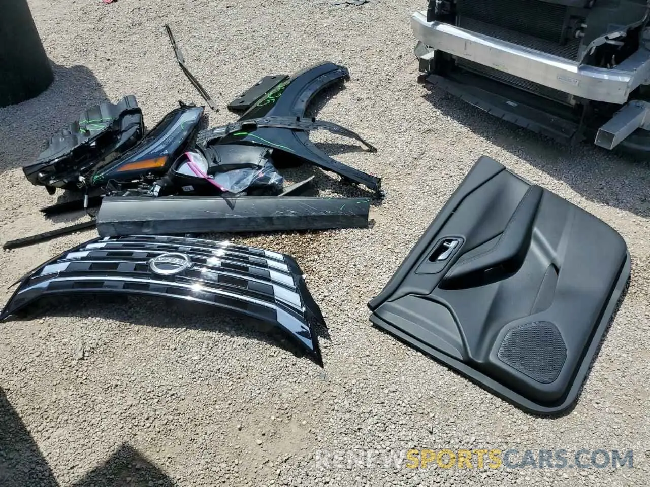 13 Photograph of a damaged car 5N1BT3BA0SC803301 NISSAN ROGUE 2025