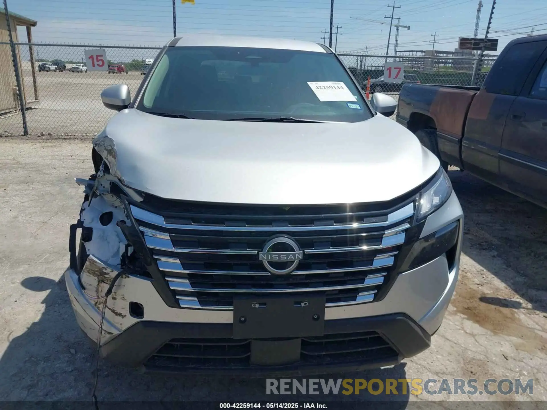 11 Photograph of a damaged car 5N1BT3BA1SC817949 NISSAN ROGUE 2025