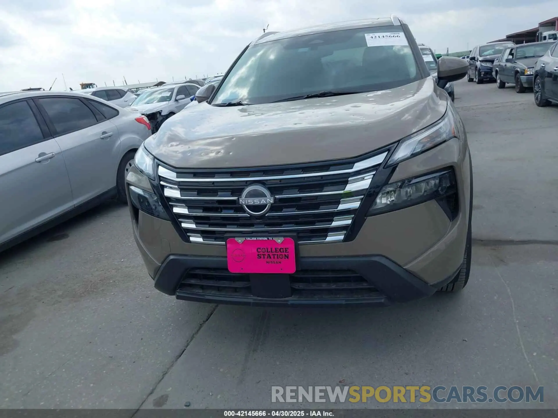 12 Photograph of a damaged car 5N1BT3BA3SC673997 NISSAN ROGUE 2025