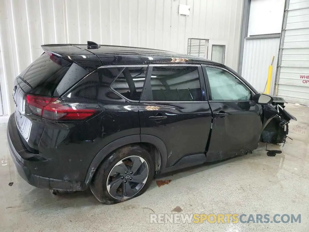 3 Photograph of a damaged car 5N1BT3BA3SC802935 NISSAN ROGUE 2025