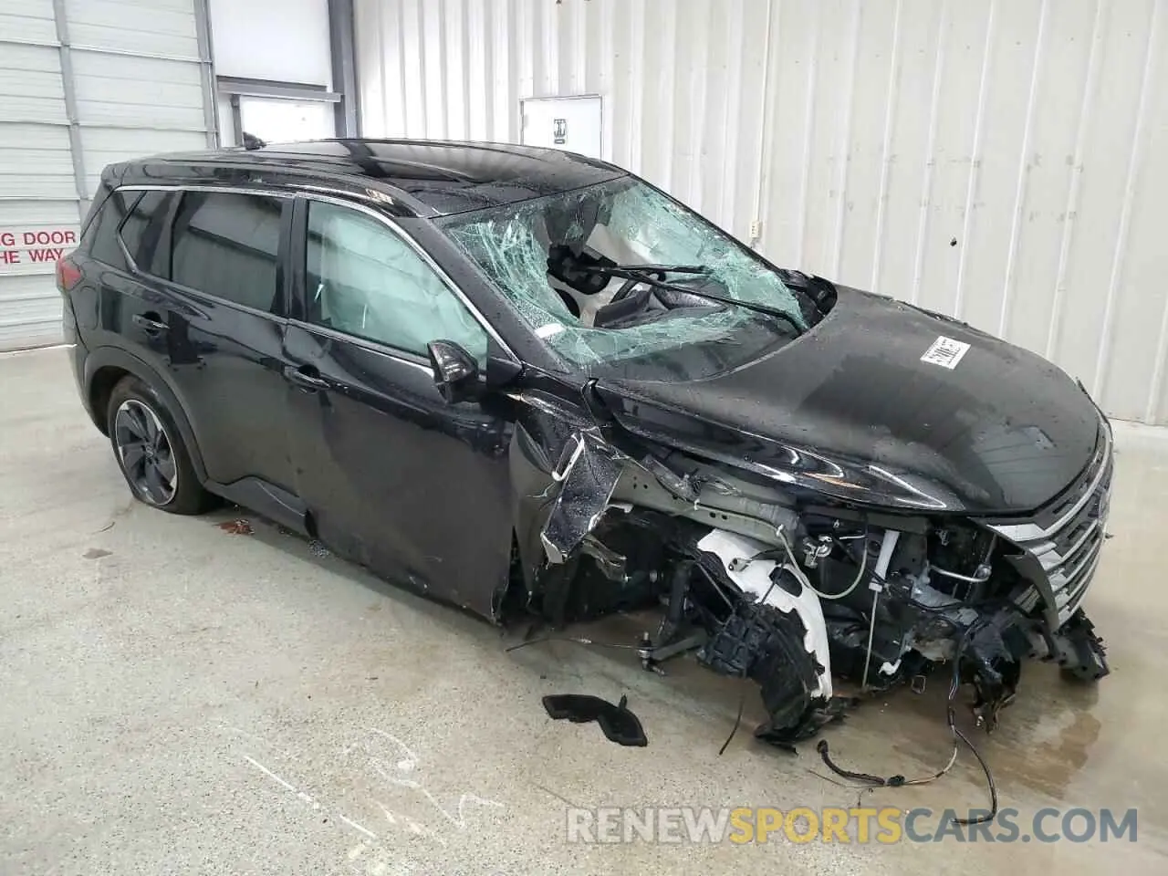 4 Photograph of a damaged car 5N1BT3BA3SC802935 NISSAN ROGUE 2025