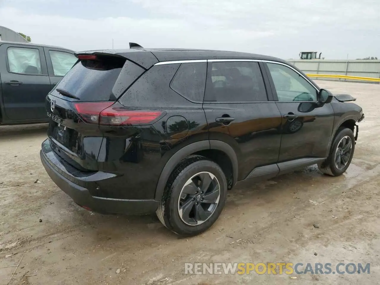 3 Photograph of a damaged car 5N1BT3BA4SC797728 NISSAN ROGUE 2025