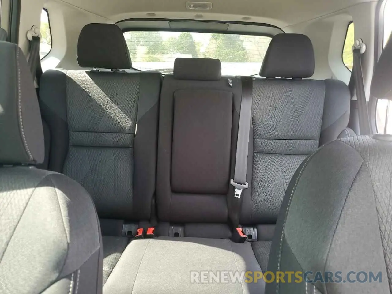 10 Photograph of a damaged car 5N1BT3BA4SC804189 NISSAN ROGUE 2025