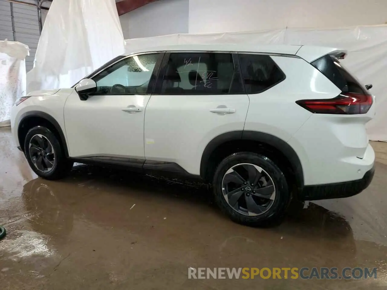 2 Photograph of a damaged car 5N1BT3BA5SC786396 NISSAN ROGUE 2025