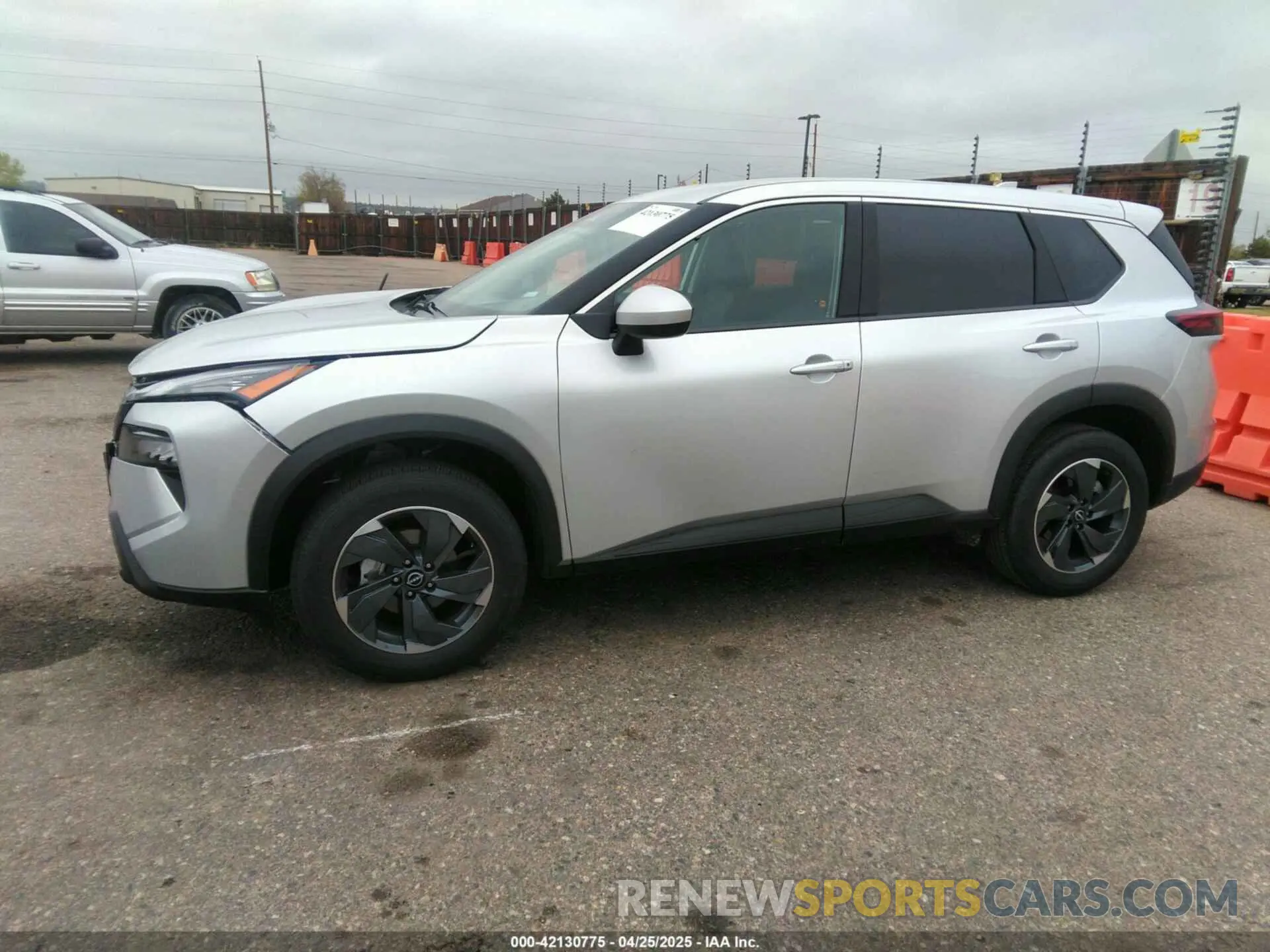 14 Фотография поврежденного автомобиля 5N1BT3BA5SC804363 NISSAN ROGUE 2025