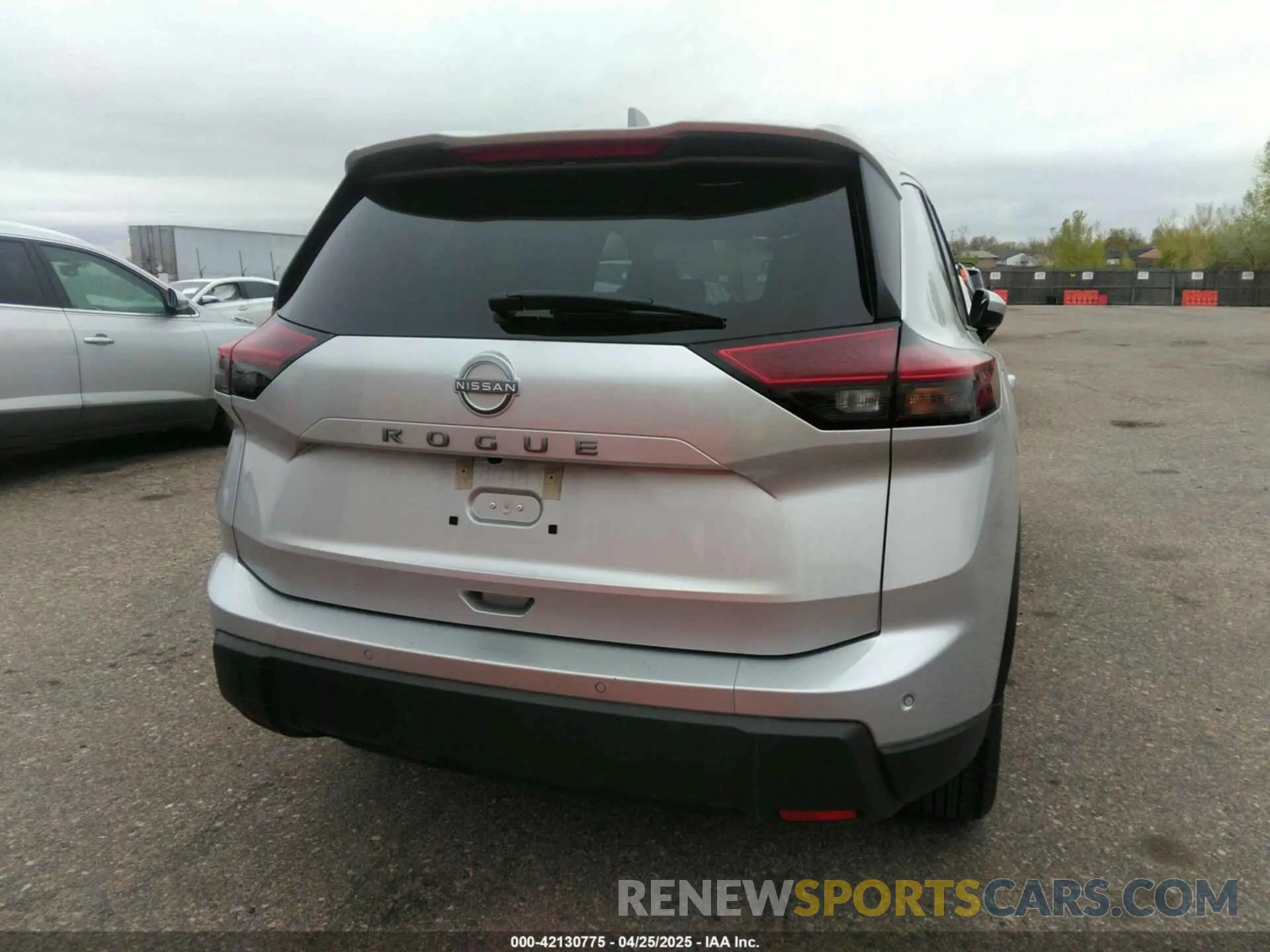 16 Фотография поврежденного автомобиля 5N1BT3BA5SC804363 NISSAN ROGUE 2025