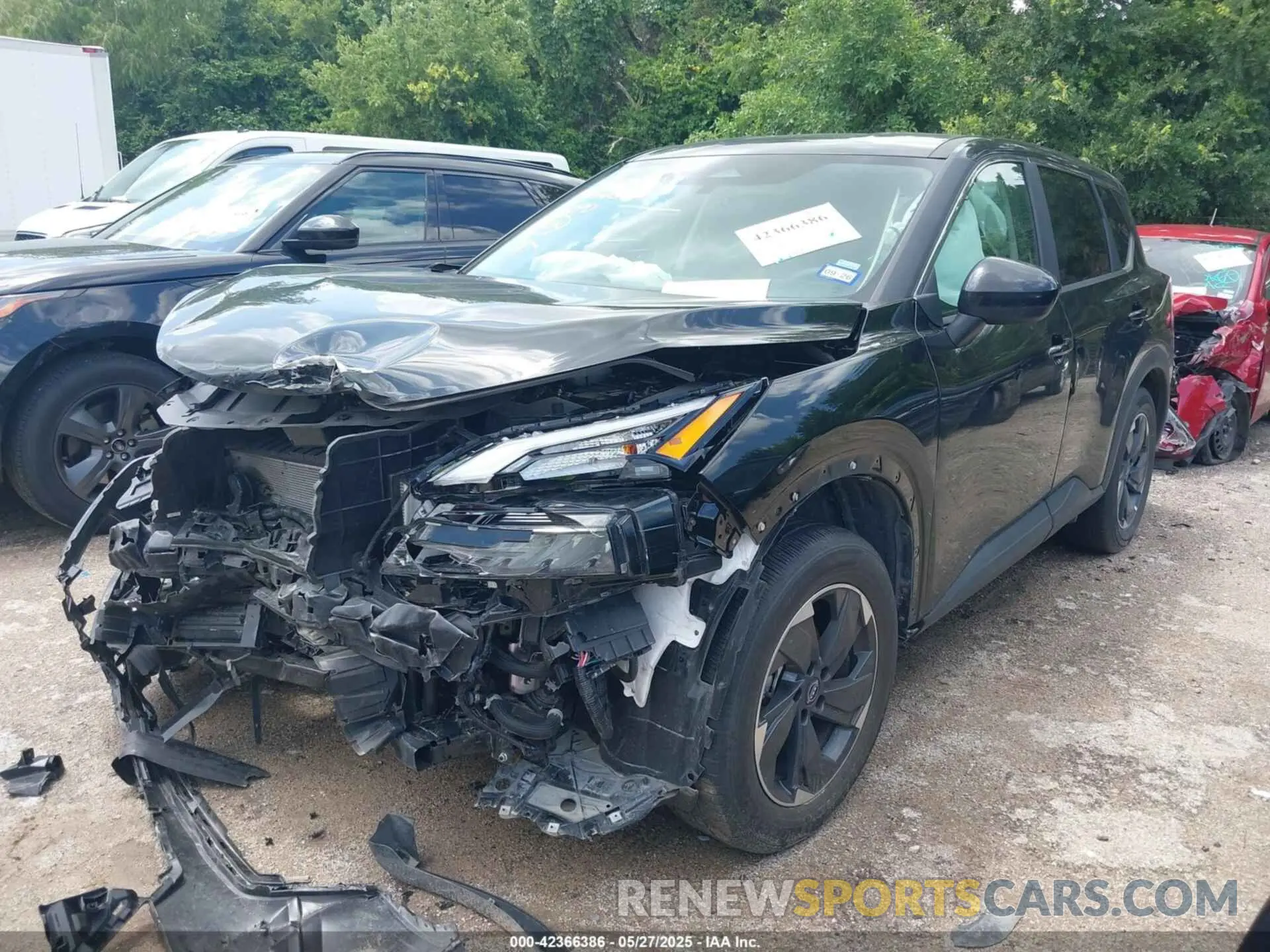2 Фотография поврежденного автомобиля 5N1BT3BA7SC786514 NISSAN ROGUE 2025