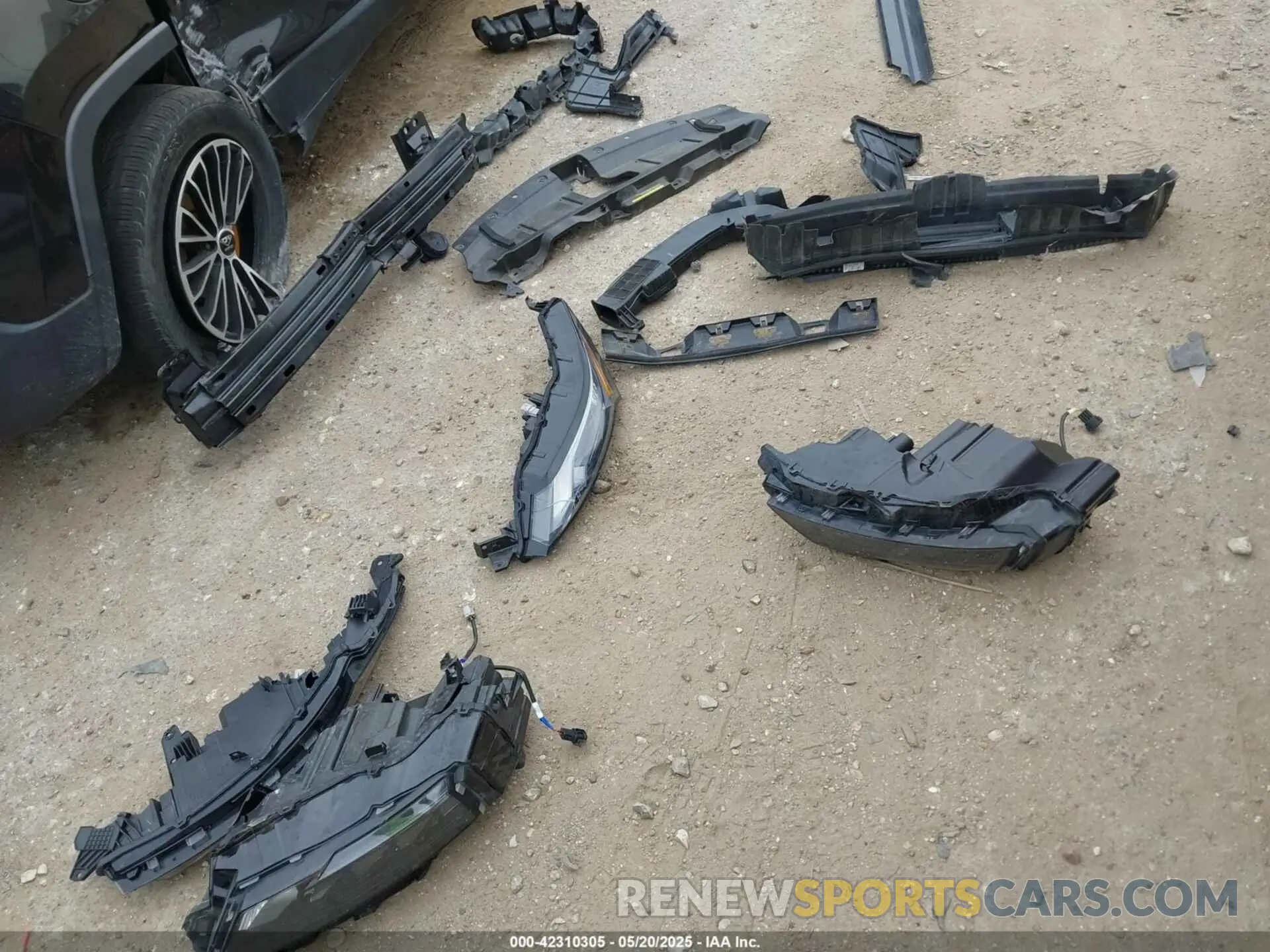 19 Photograph of a damaged car 5N1BT3BA7SC788716 NISSAN ROGUE 2025