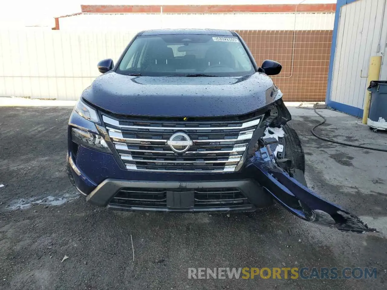5 Фотография поврежденного автомобиля 5N1BT3BA8SC828396 NISSAN ROGUE 2025