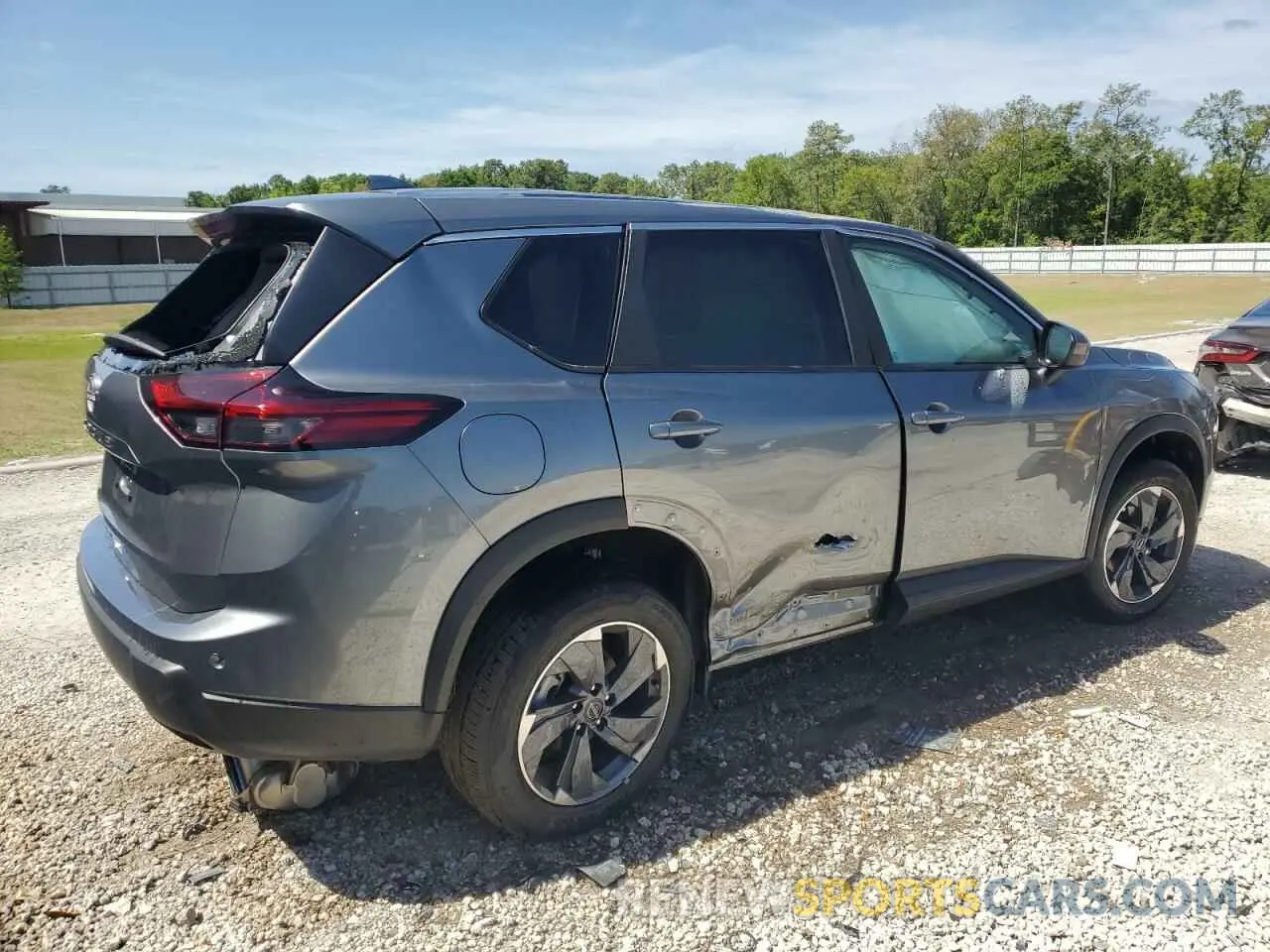 3 Photograph of a damaged car 5N1BT3BA9SC803281 NISSAN ROGUE 2025