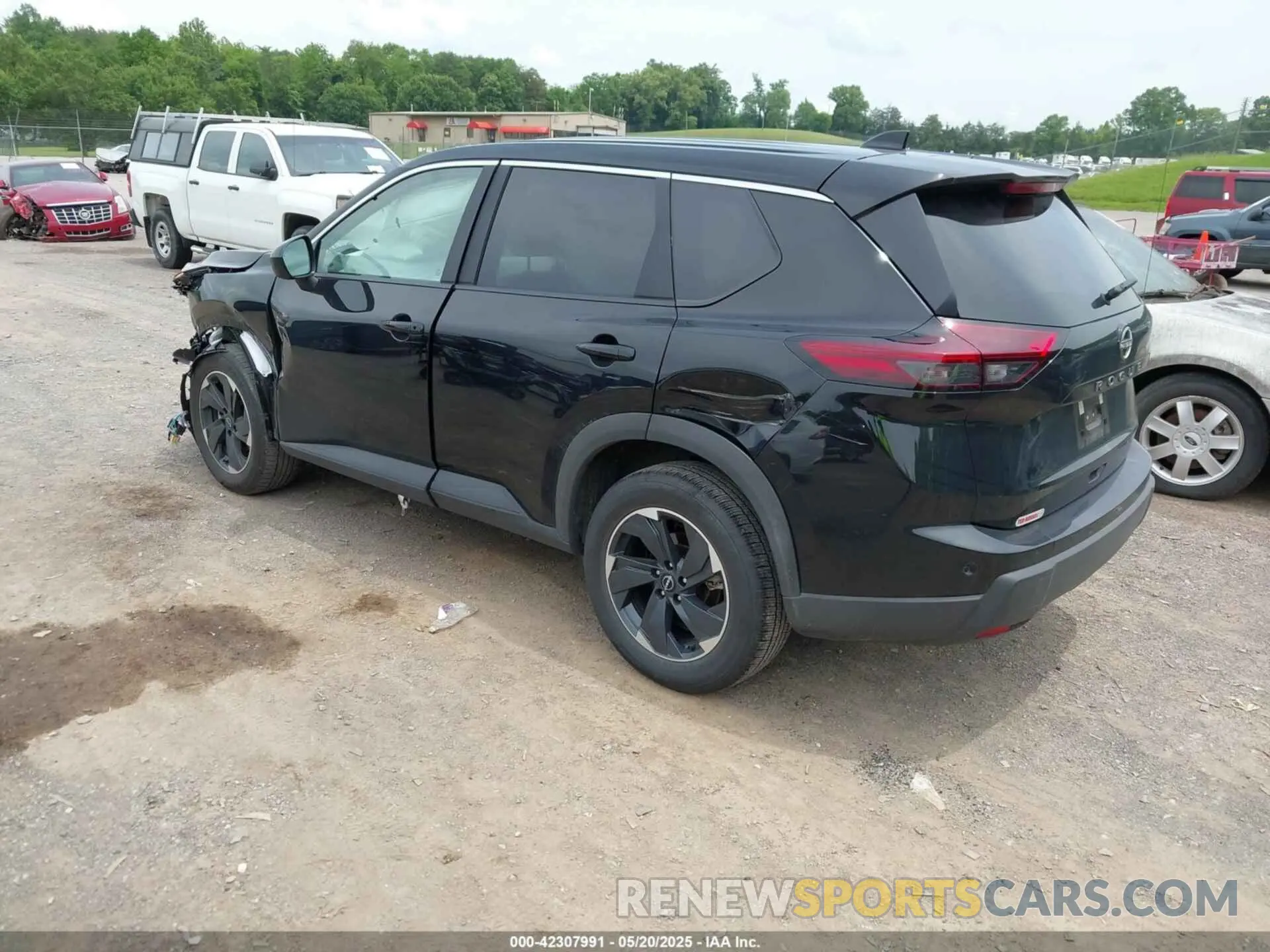 3 Фотография поврежденного автомобиля 5N1BT3BA9SC803930 NISSAN ROGUE 2025