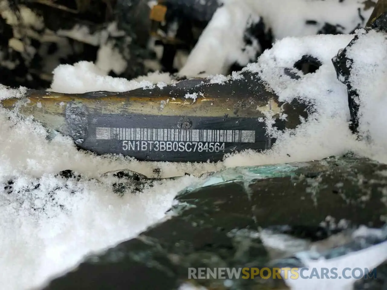 14 Photograph of a damaged car 5N1BT3BB0SC784564 NISSAN ROGUE 2025