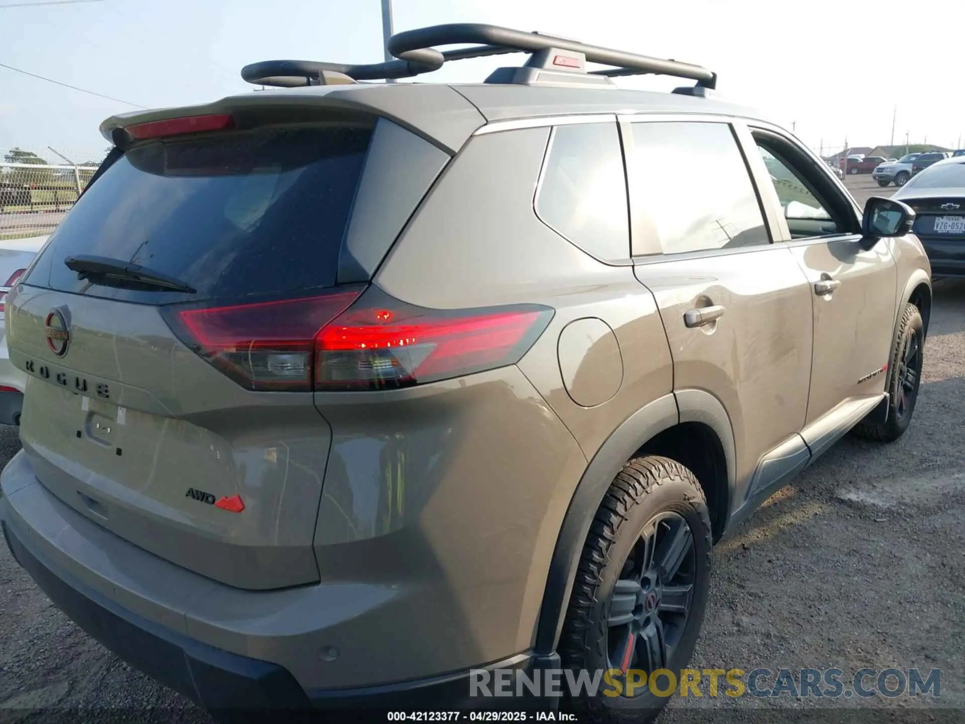 4 Фотография поврежденного автомобиля 5N1BT3BB0SC789439 NISSAN ROGUE 2025