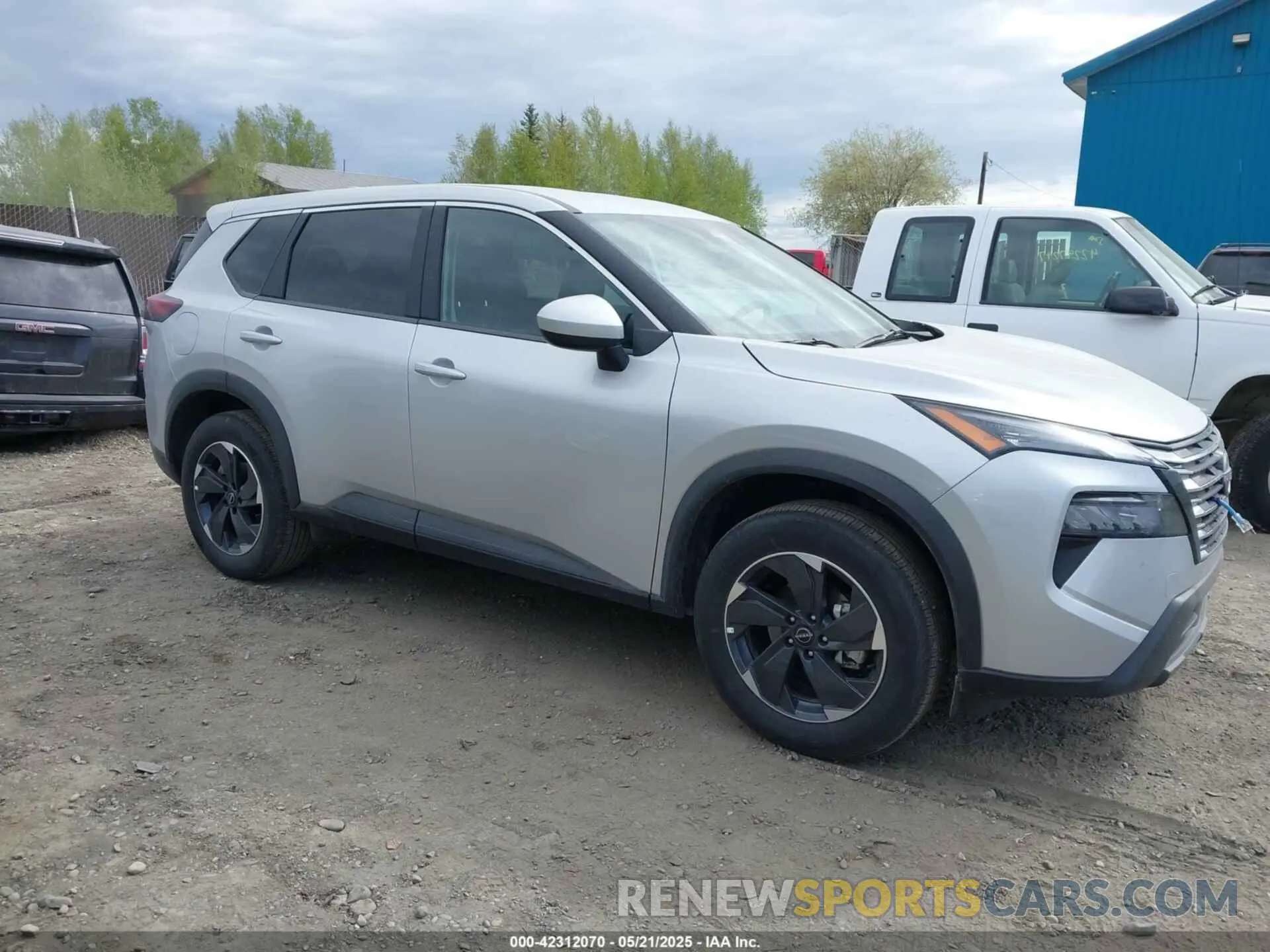 13 Фотография поврежденного автомобиля 5N1BT3BB2SC807603 NISSAN ROGUE 2025