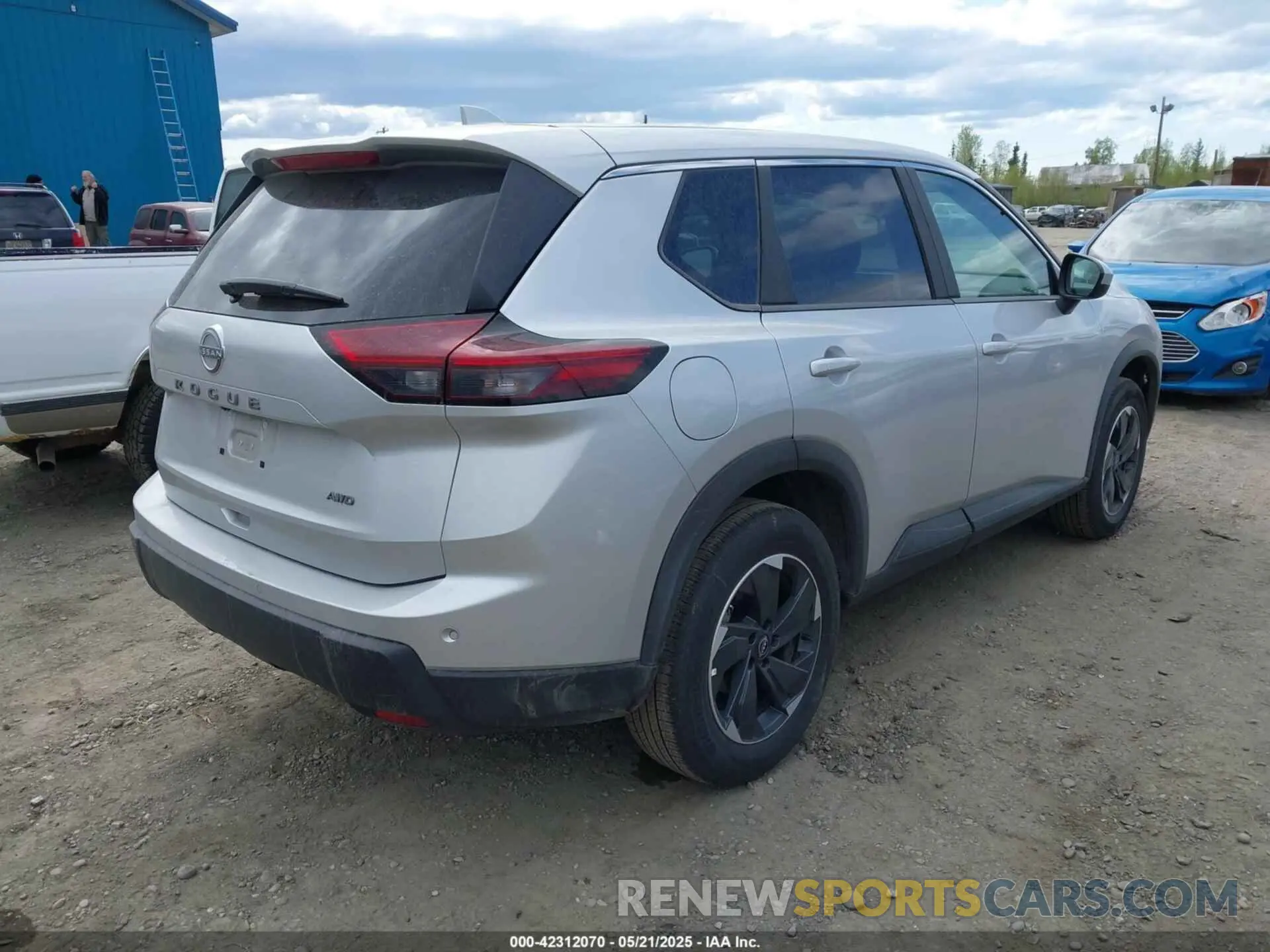 4 Фотография поврежденного автомобиля 5N1BT3BB2SC807603 NISSAN ROGUE 2025