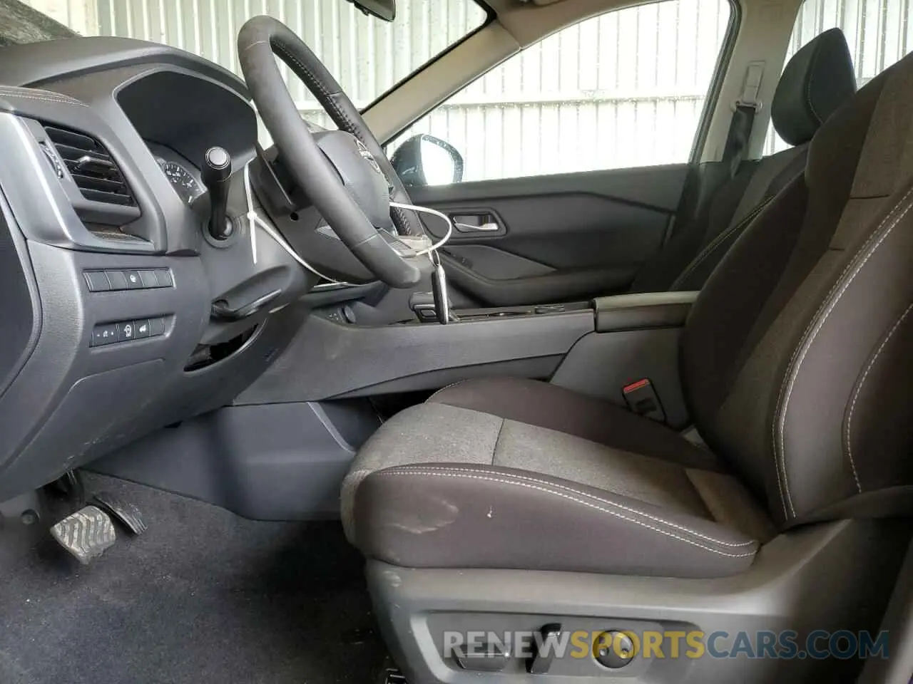 7 Photograph of a damaged car 5N1BT3BB3SC791685 NISSAN ROGUE 2025