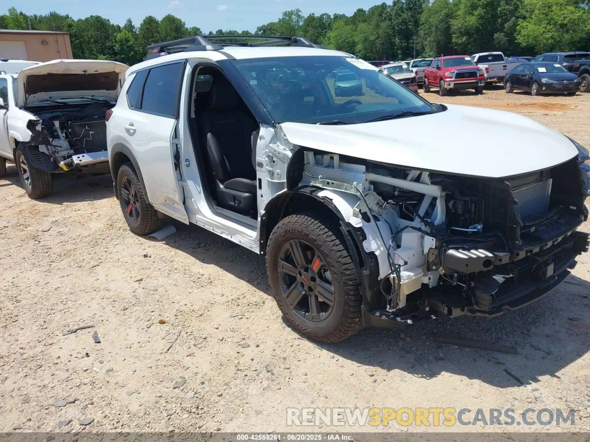 1 Photograph of a damaged car 5N1BT3BB3SC794621 NISSAN ROGUE 2025