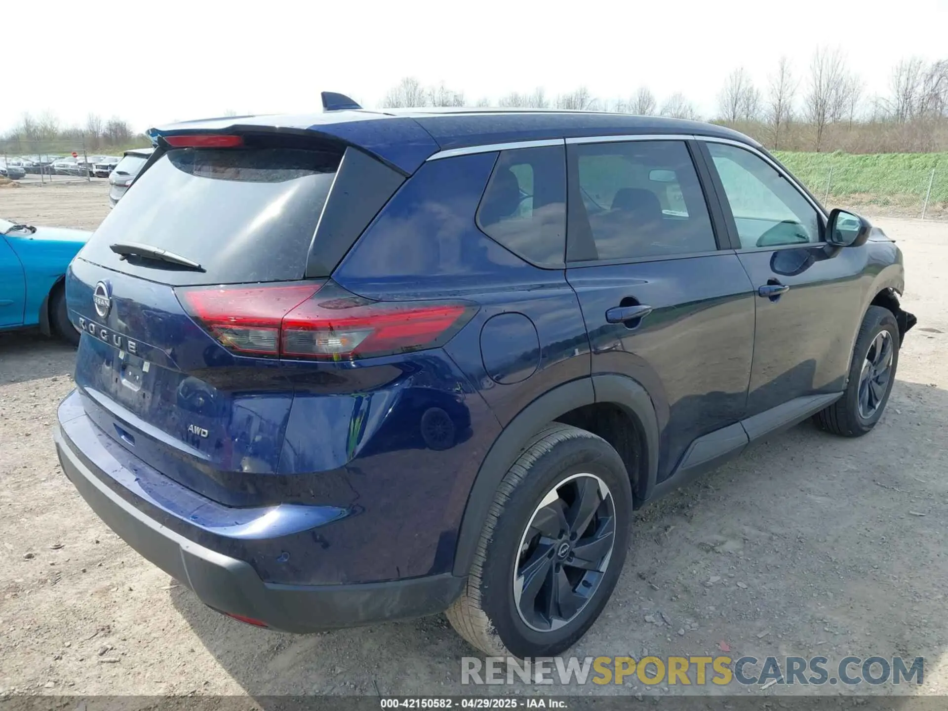4 Фотография поврежденного автомобиля 5N1BT3BB4SC767735 NISSAN ROGUE 2025