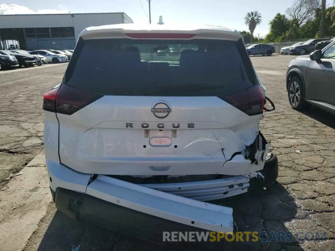 6 Photograph of a damaged car 5N1BT3BB4SC810051 NISSAN ROGUE 2025