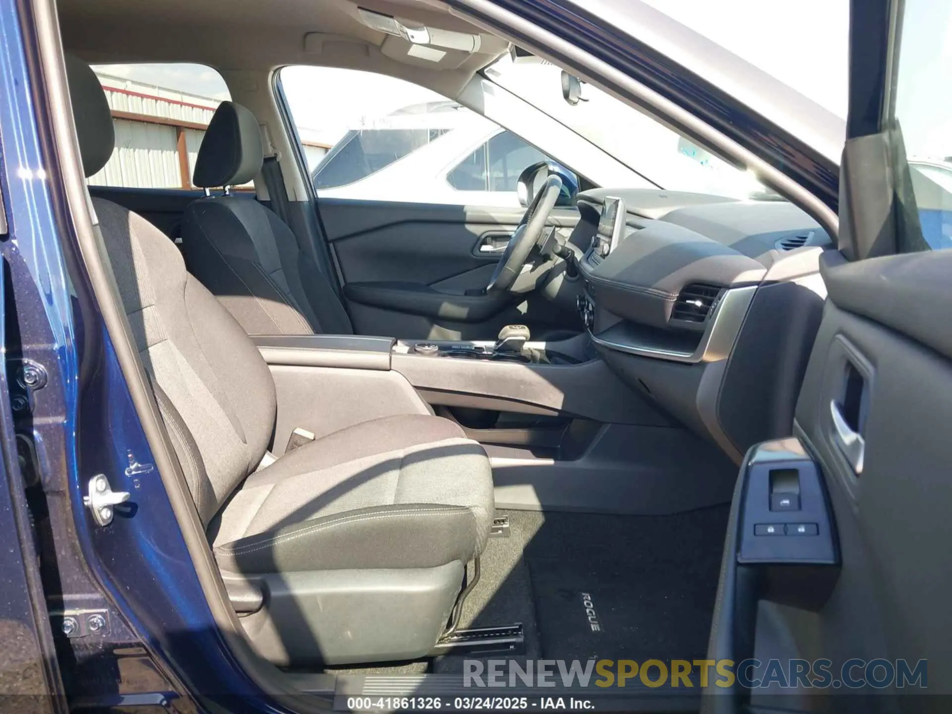 5 Photograph of a damaged car 5N1BT3BB5SC790358 NISSAN ROGUE 2025