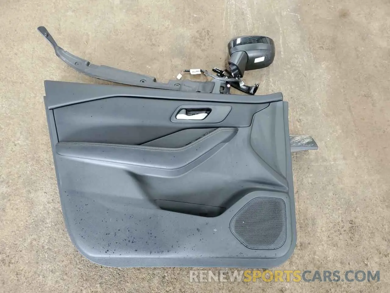 13 Фотография поврежденного автомобиля 5N1BT3BB7SC786148 NISSAN ROGUE 2025