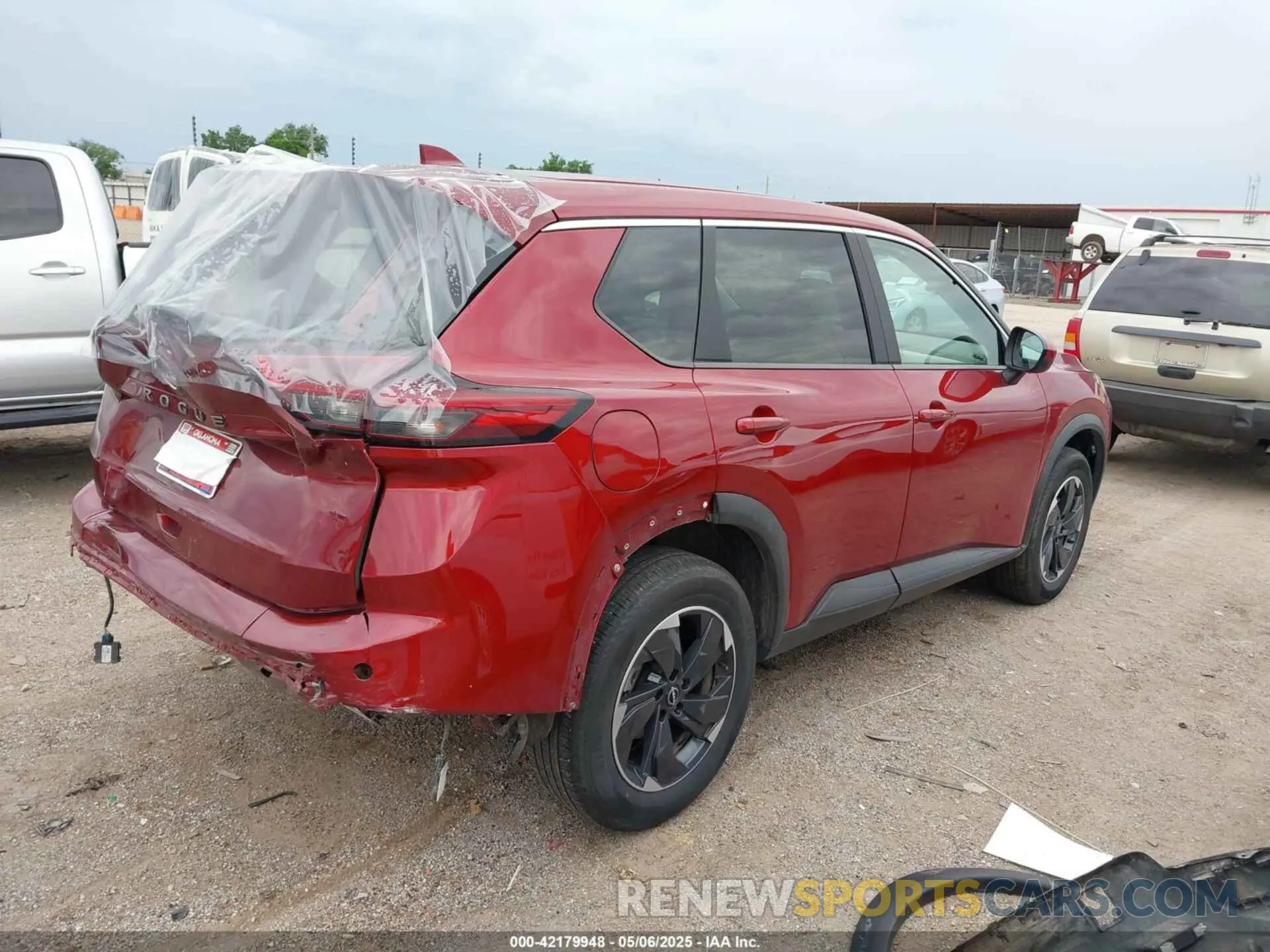 4 Фотография поврежденного автомобиля 5N1BT3BB8SC779175 NISSAN ROGUE 2025