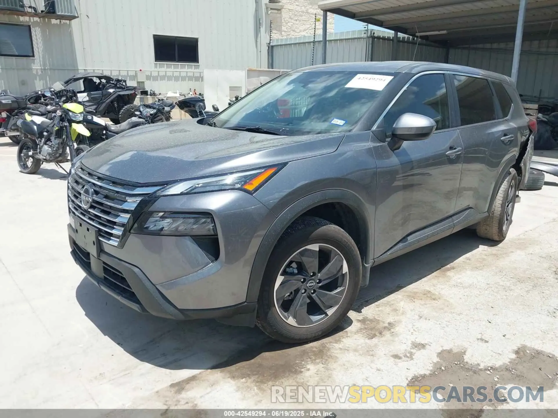 2 Фотография поврежденного автомобиля JN8BT3BA4SW002829 NISSAN ROGUE 2025
